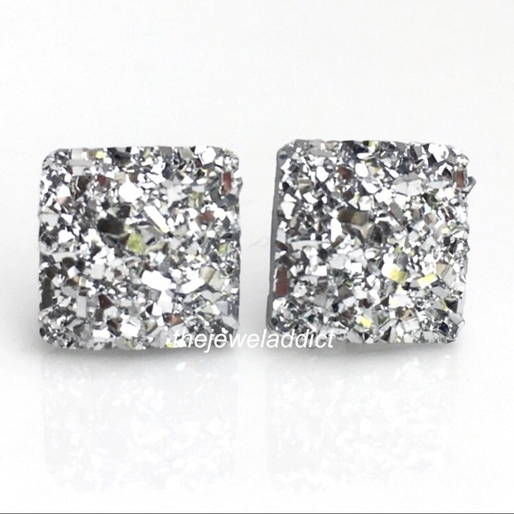 3 for 15🎀small silver faux druzy square studs - Picture 3 of 6